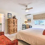 Large Santa Fe Townhouse With Private Patio!