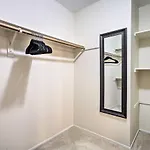 Large Townhouse W/ Private Patio! *