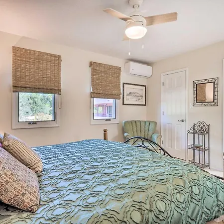 Holiday home Large Townhouse W/ Private Patio! *
