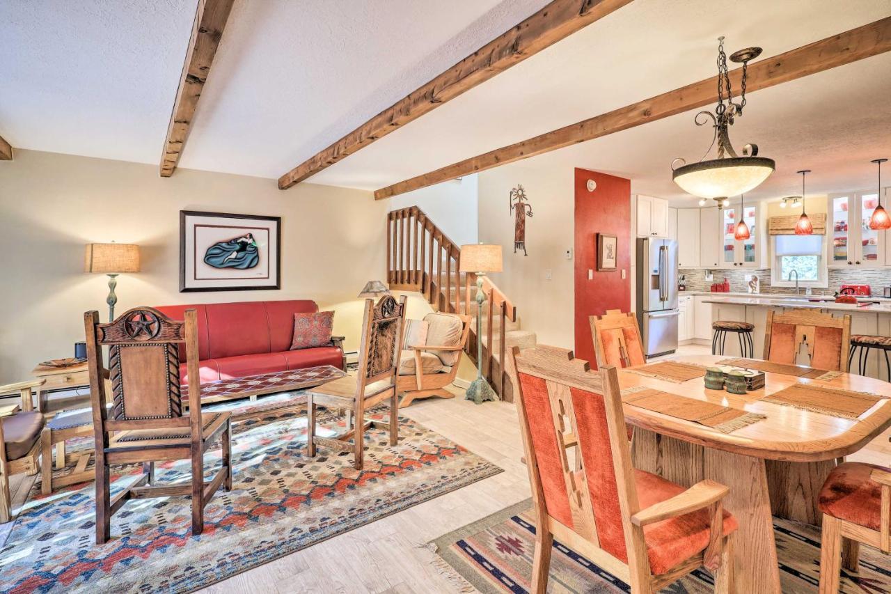 Large Townhouse With Private Patio! Santa Fe