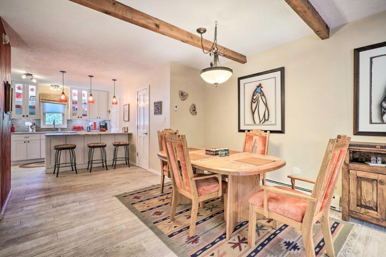 Large Townhouse With Private Patio!