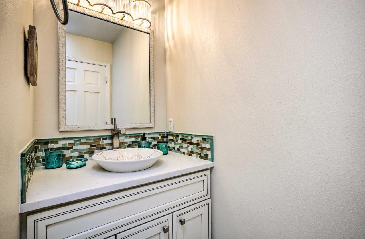 Large Townhouse With Private Patio! * Santa Fe