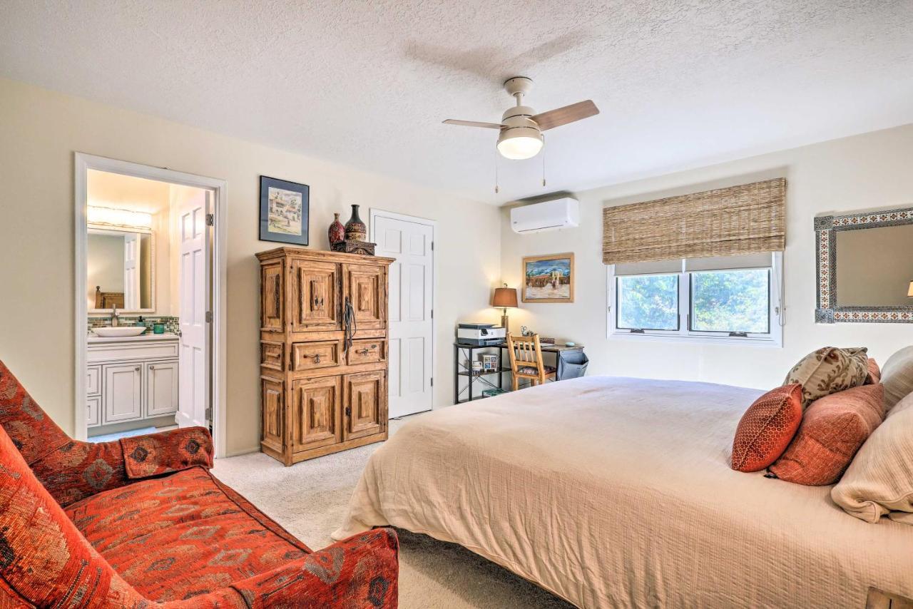 Large Townhouse With Private Patio! Hébergement de vacances *